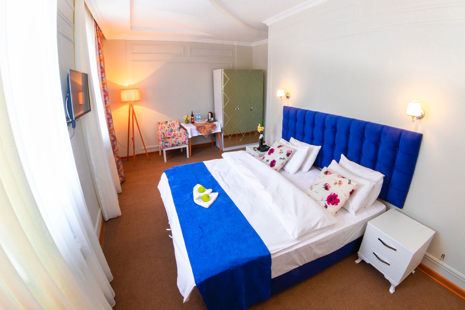 Room 1